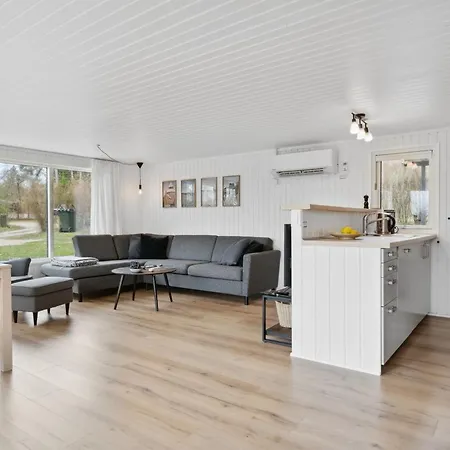 Dome - 7km From The Sea By Interhome *